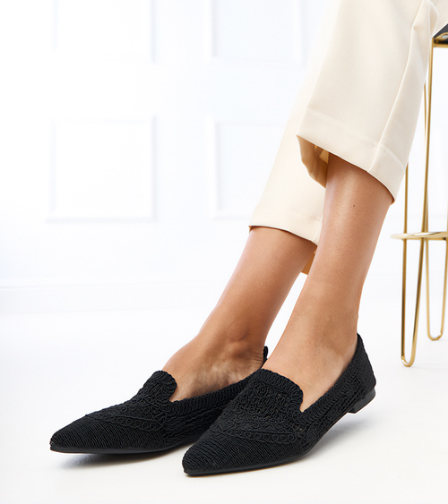 Juodos ažūrinės balerinos „Gerania“