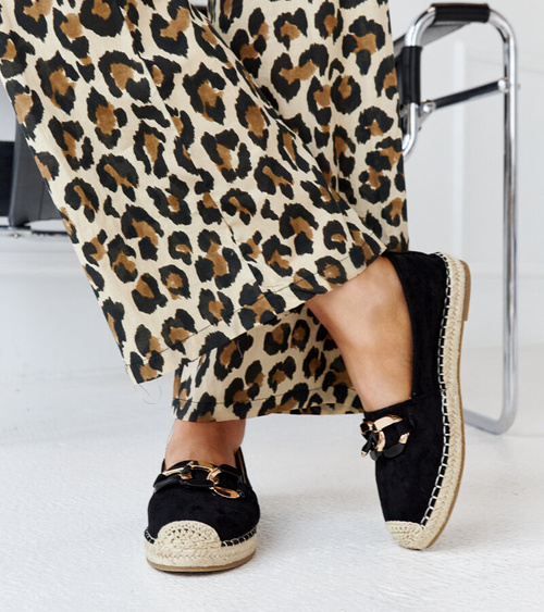 Juodi Radwano espadriliai su grandine