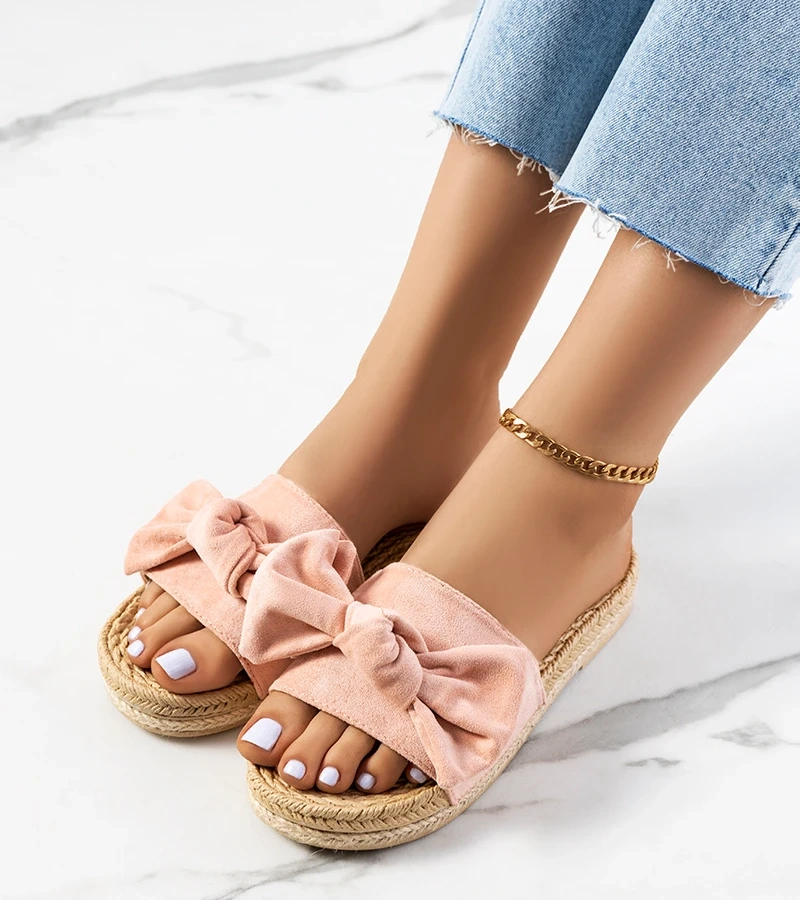 Rožinės šlepetės su kaspinu Madelen