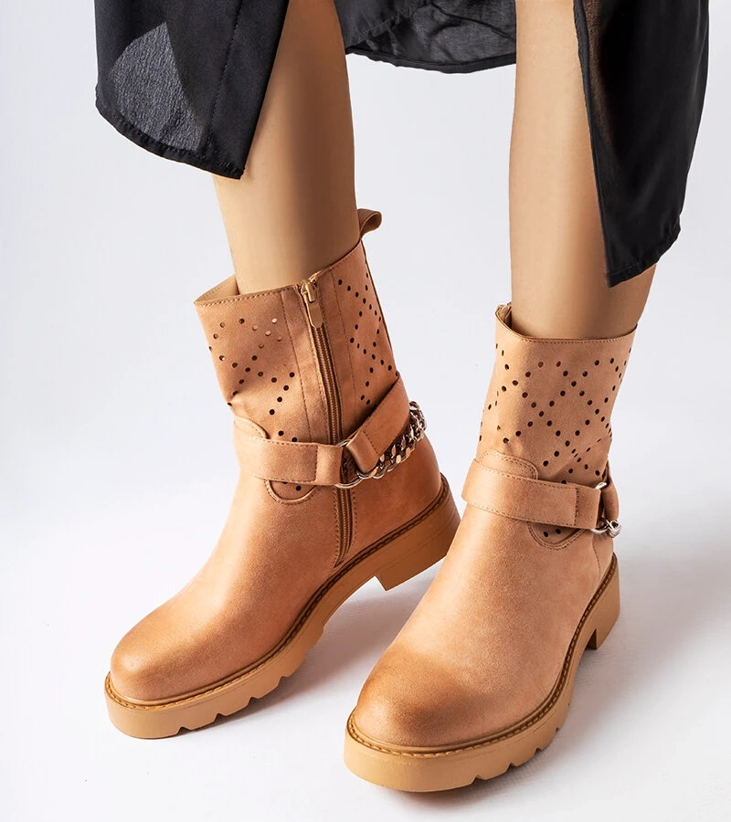 Smėlio spalvos ažūriniai auliniai batai su grandine Procopio