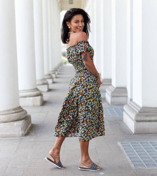 Juoda midi gėlėta suknelė Rosanna