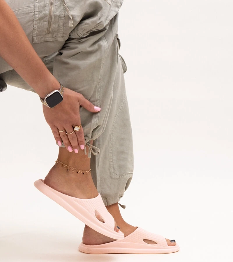 Rožinės putplasčio šlepetės Myrtile