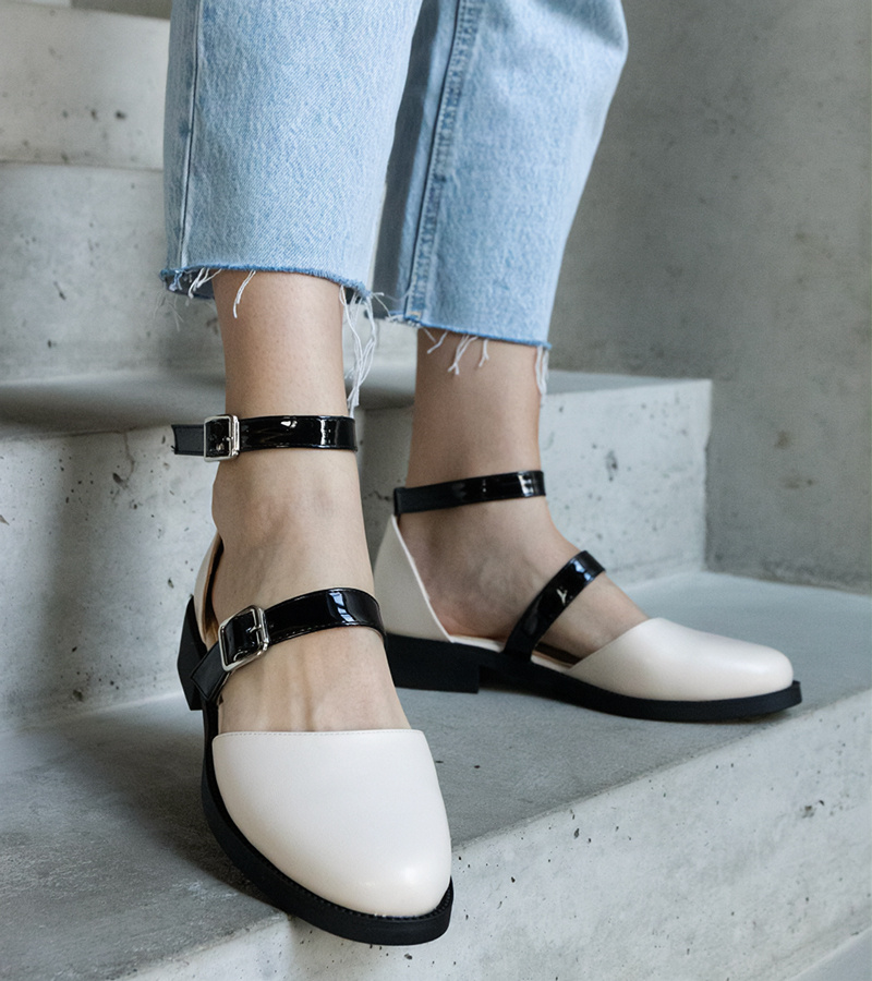 Smėlio spalvos balerinos su sagtimi „Josiane“