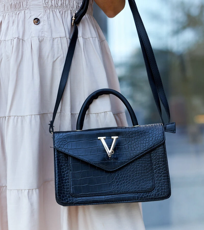 Perpetė su krokodilo odos motyvu Barsa