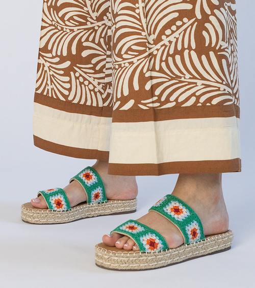 Žalios siuvinėtos espadrilės šlepetės Lelis