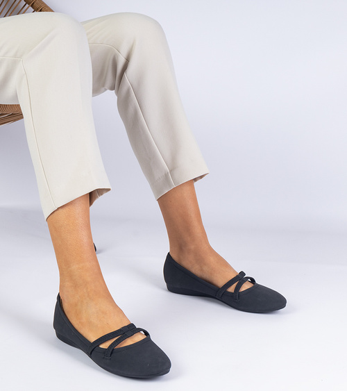 Juodos moteriškos balerinos iš matinės ekologiškos odos Baronna