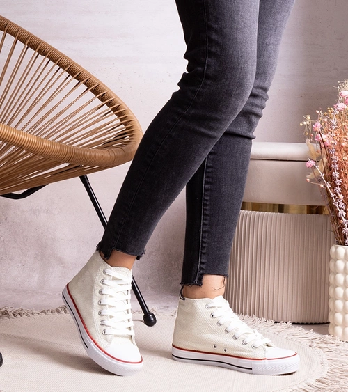 Balti aukšti sportiniai batai iš blizgaus tinkliuko „Ranifali“