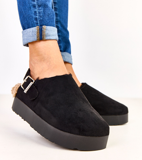 Juodi uždari šlepetės su sagtimi „Berley“