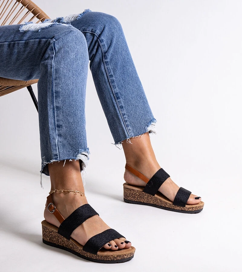 Juodi basutai su kamštiniu pleištiniu kulnu Firdosa