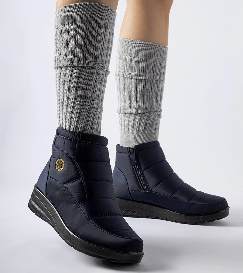 Tamsiai mėlyni sniego batai ant žemos platformos Vittore