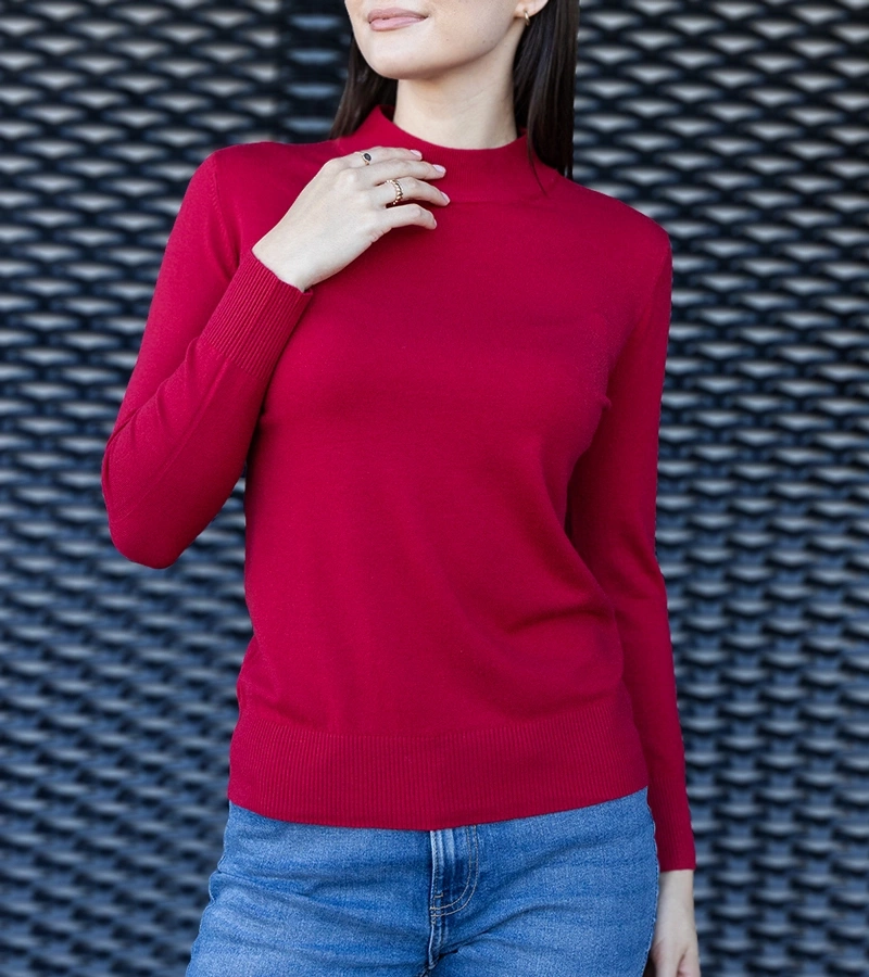 Raudonas klasikinis laisvo kirpimo megztinis Essana