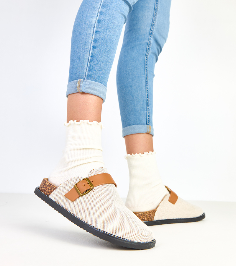 Rudi kamštiniai šlepetės su sagtimi „Polly“