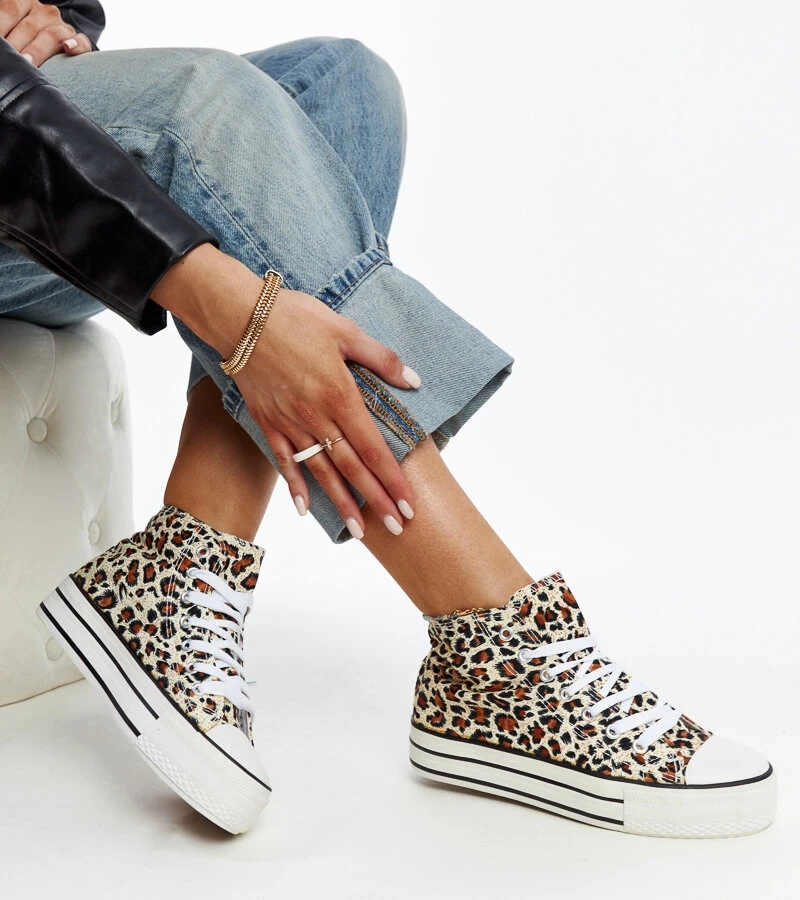 Aukšti leopardiniai sportbačiai ant storos platformos Bagy