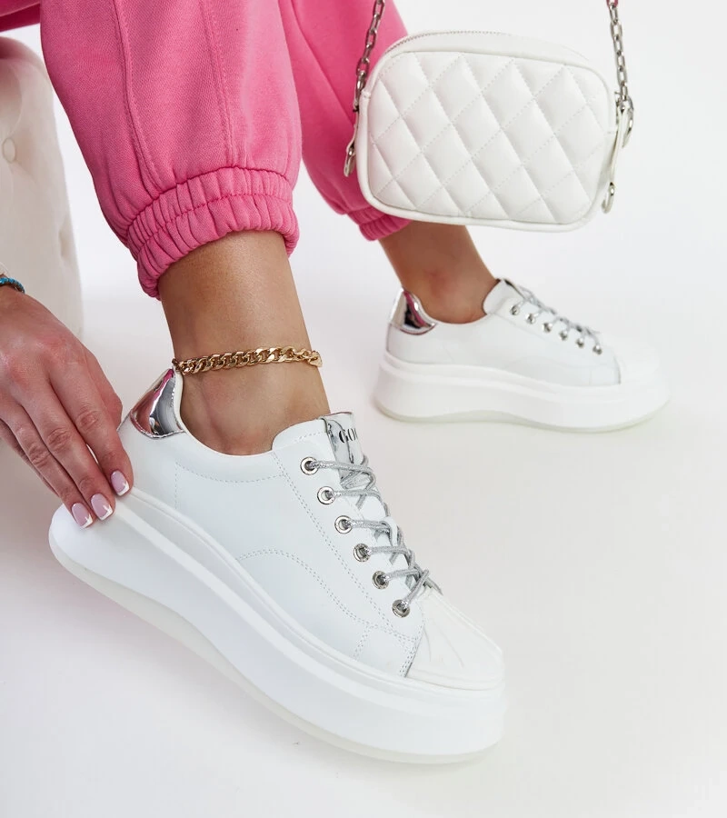 Balti sportbačiai ant platformos GOE NN2N4033