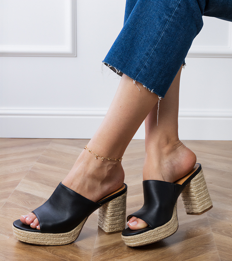 Juodi espadrilės klumpės su kulnu Grande