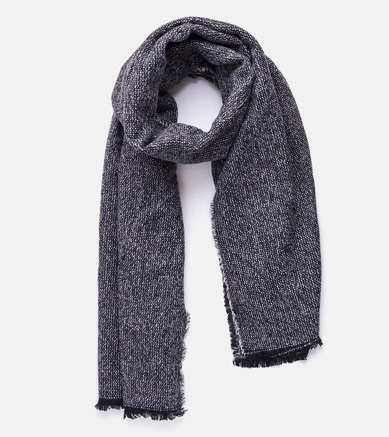 Juodas šalikas Selah