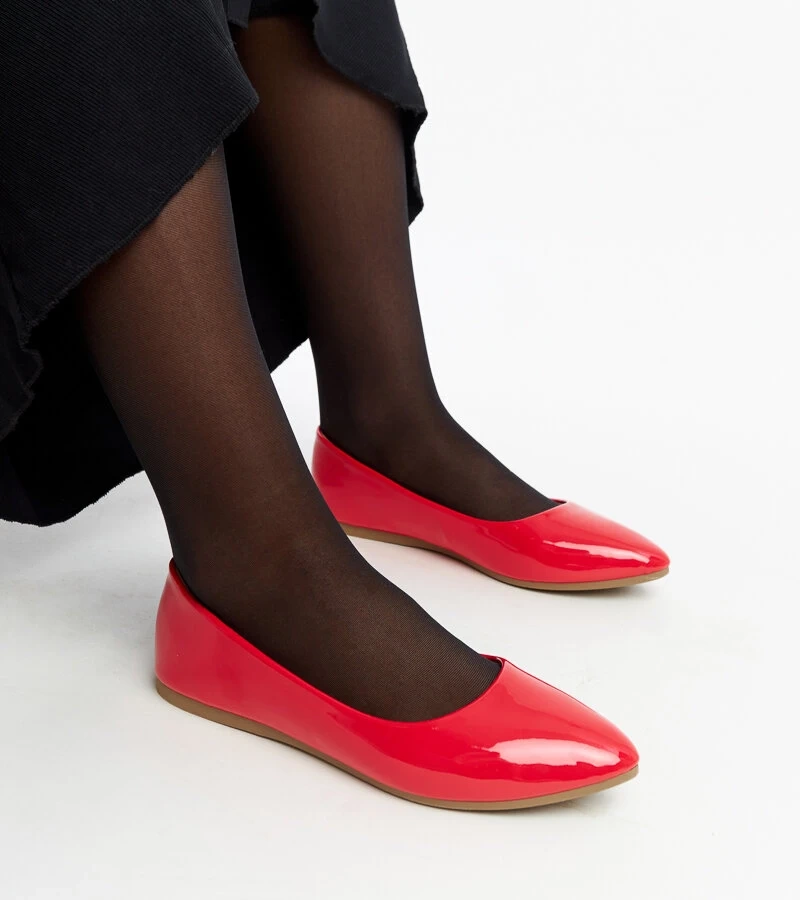 Raudoni lakuoti balerinai „Brankica“