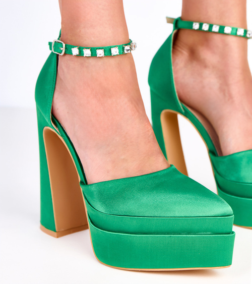 Žali aukštakulniai bateliai su dirželiu, dekoruotu akmenimis Tolani