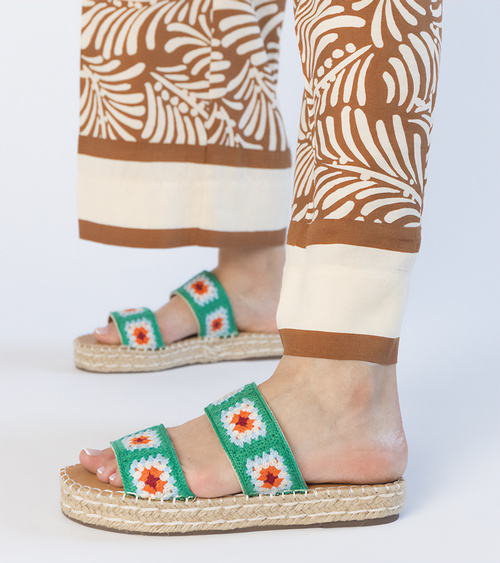 Žalios siuvinėtos espadrilės šlepetės Lelis