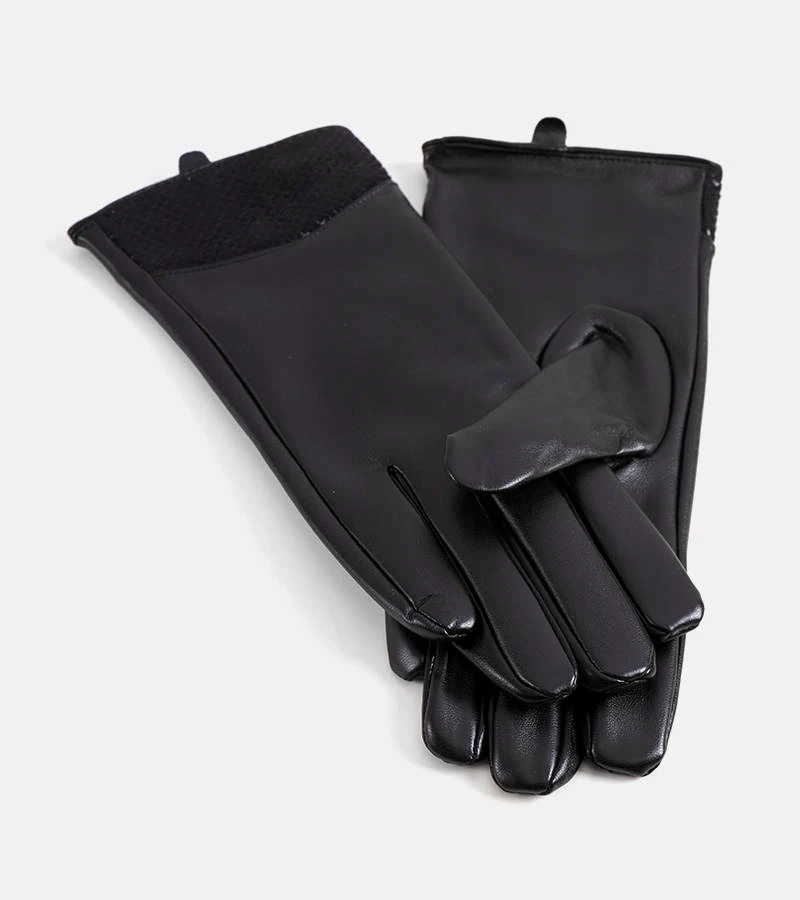 Juodi pašiltinti Moure pirštinės