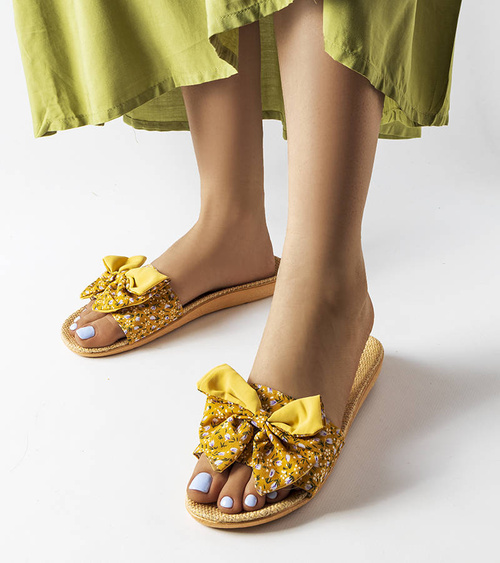 Geltoni šlepetės su kaspinu Tachel