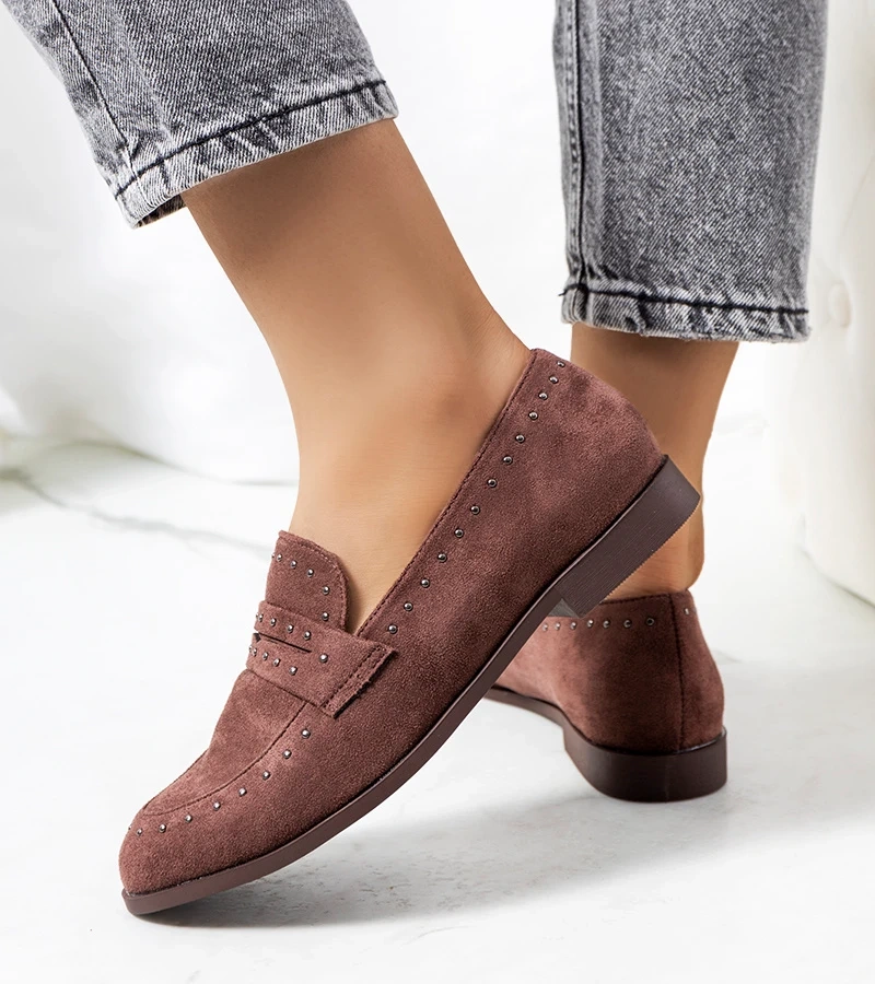 Rudi odiniai bateliai su kniedėmis „Ishana“