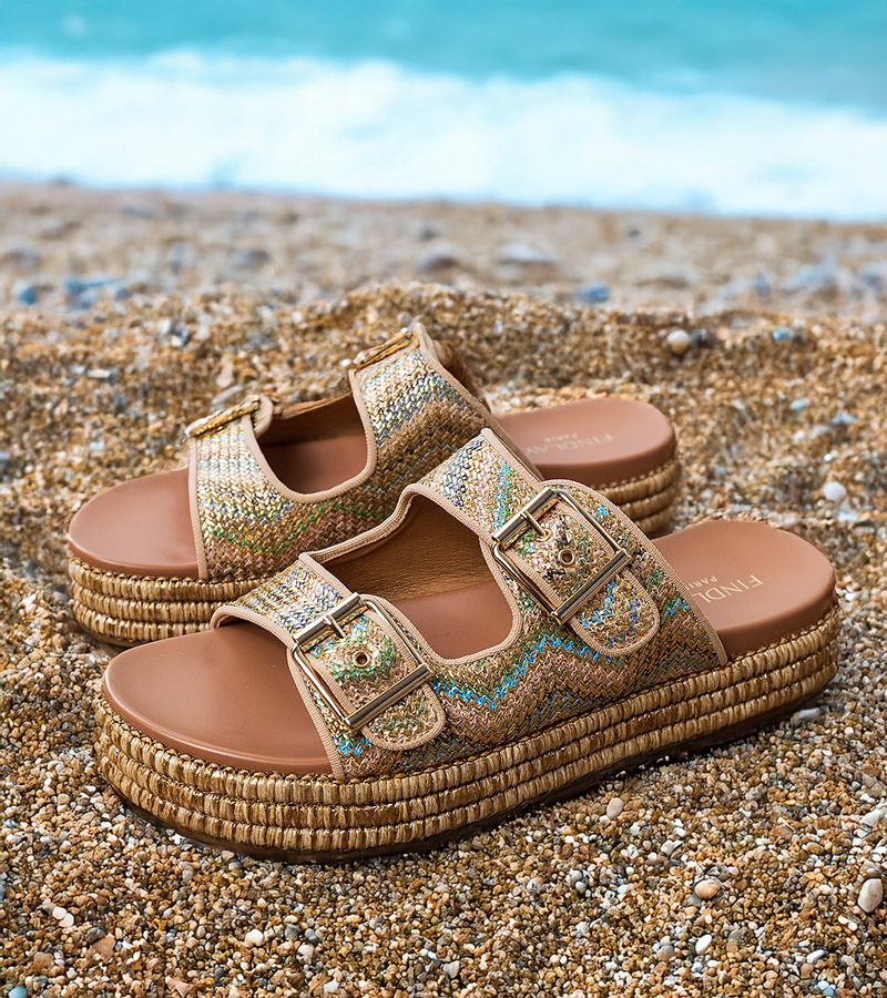 Auksiniai šlepetės su sagtimis ant dirželių Rider