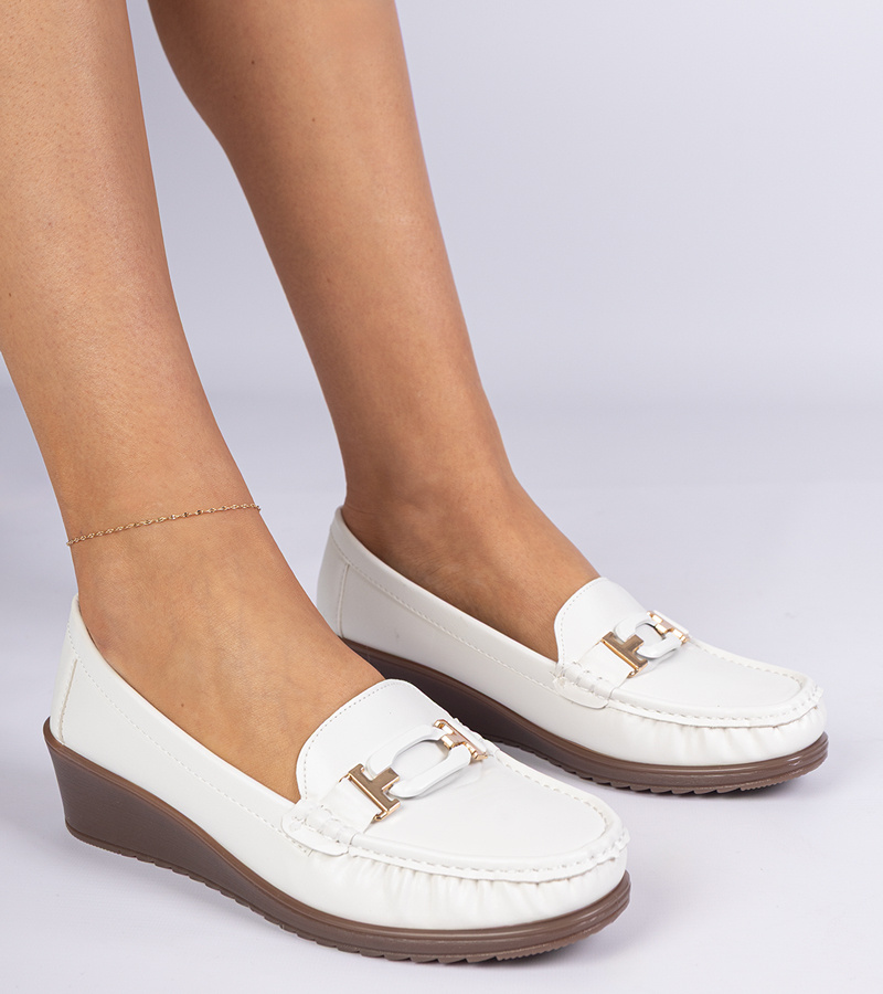 Baltos moteriškos eko odos platforminės mokasinės Kappi