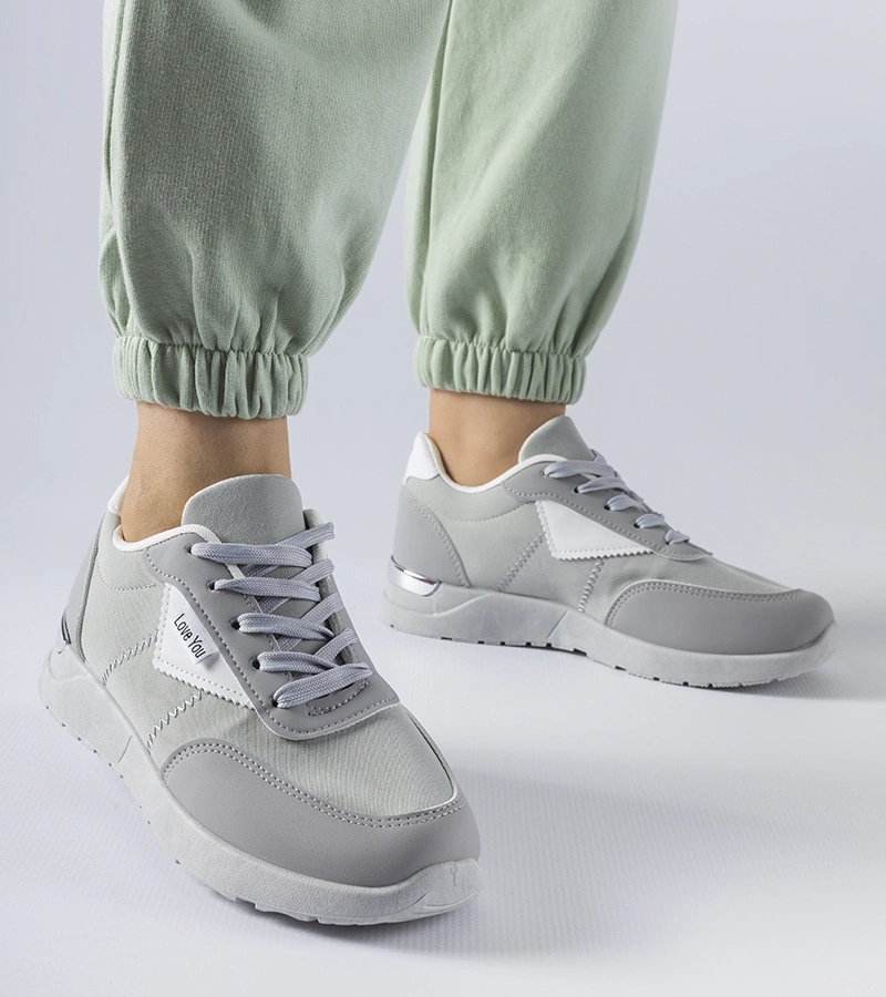 Pilki medžiaginiai sportbačiai Geraldino