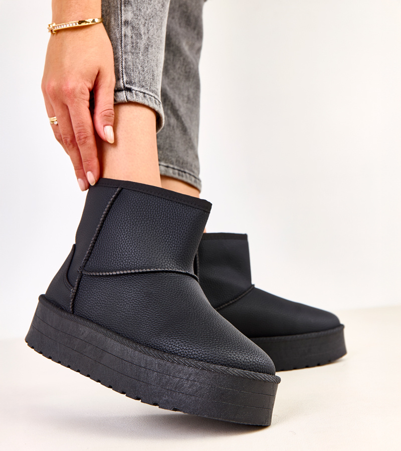 Juodi žemi sniego batai ant platformos iš dirbtinės odos Reinol