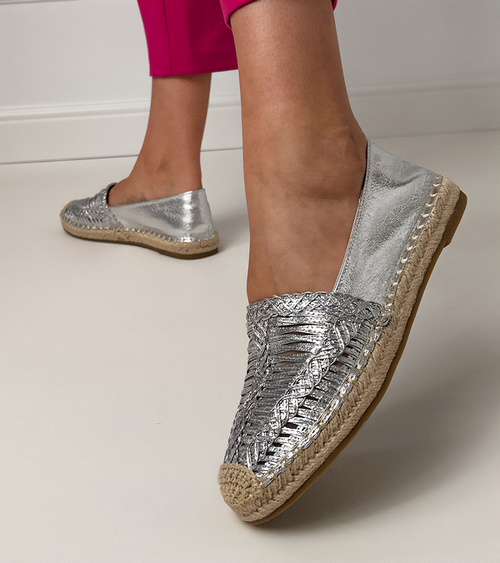 Sidabrinės ažūrinės espadrilės ant platformos Zelvira