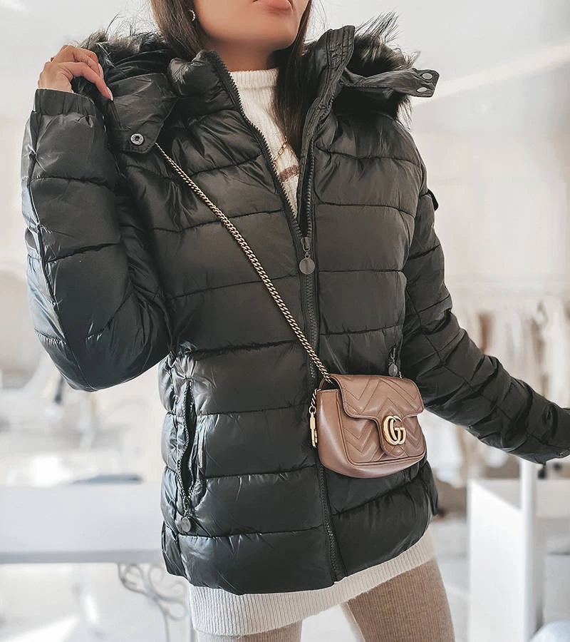 Tamsiai žalia striukė su kailiniu gobtuvu Poisson