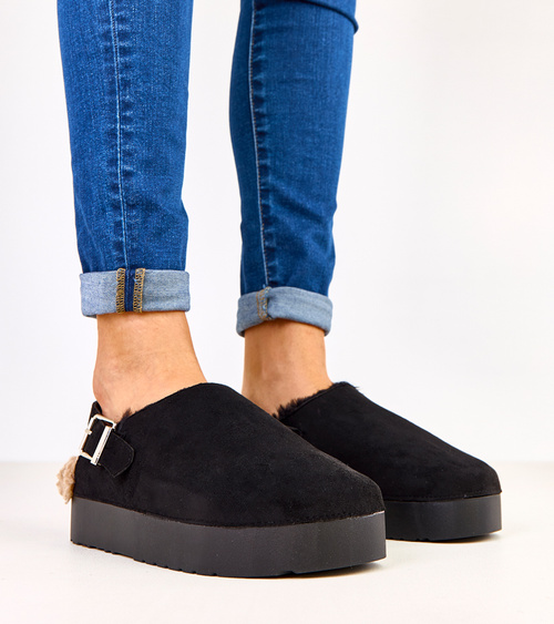 Juodi uždari šlepetės su sagtimi „Berley“