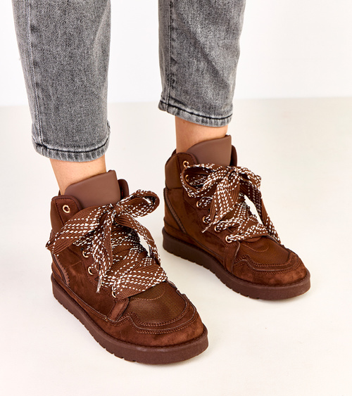 Rudi aukšti sportiniai batai su storais raišteliais Klevis