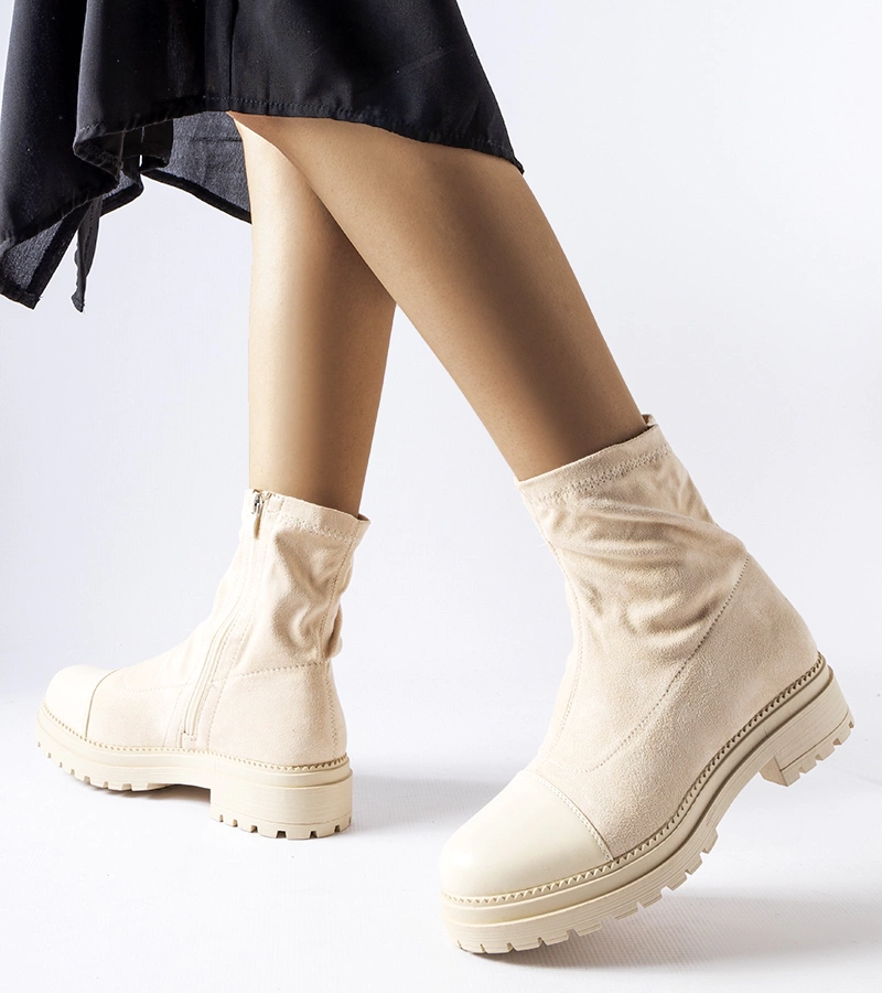 Smėlio spalvos kojiniais auliniais batais iš dirbtinio zomšo Cigliano