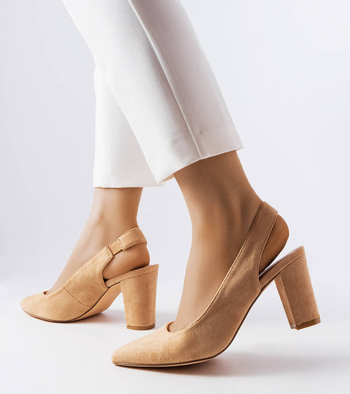 Smėlio spalvos aukštakulniai su stambiu kulnu „Tolna“