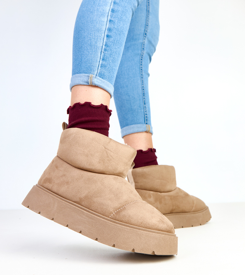 Tamsiai smėlio spalvos pašiltinti sniego batai ant platformos „Ribeiro“