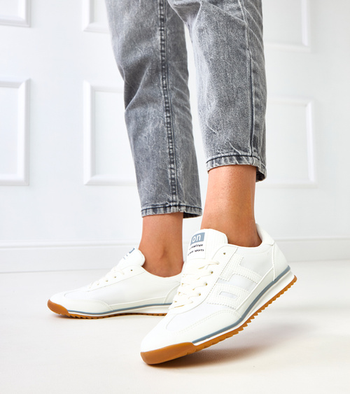 Balti sportiniai „sneakersai“ su pilkais elementais Ainslie