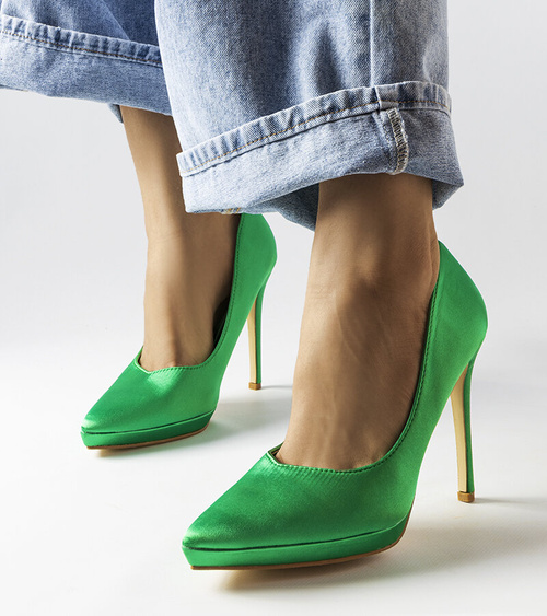 Žalios satininės aukštakulnės Silje