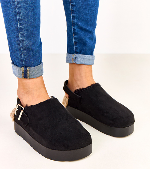 Juodi uždari šlepetės su sagtimi „Berley“