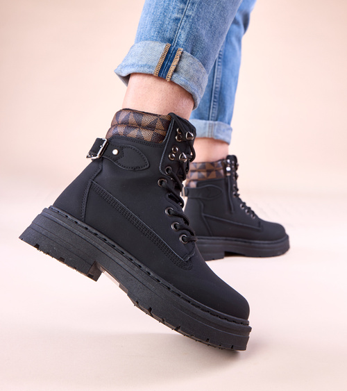 Juodi pašiltinti matinės eko odos auliniai batai Selio