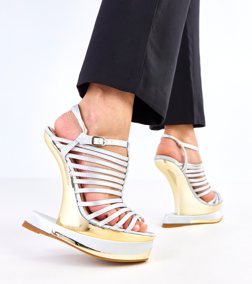 Pilki sandalai su futuristiniu kulnu Elizer