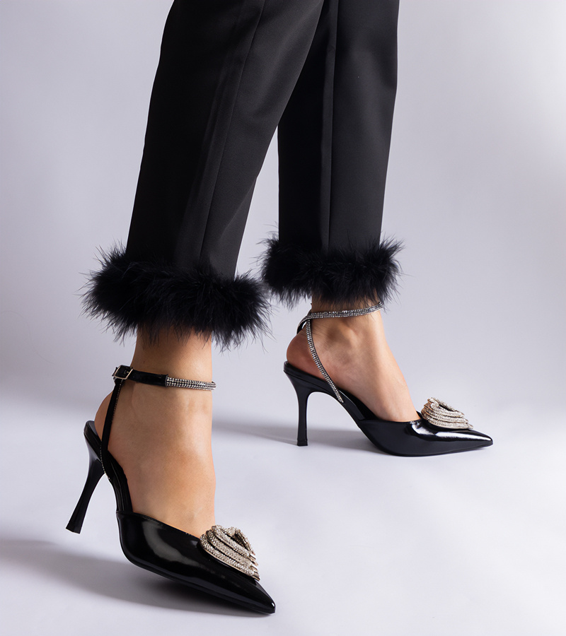 Juodi atviri kulnai su cirkoniais Isoda