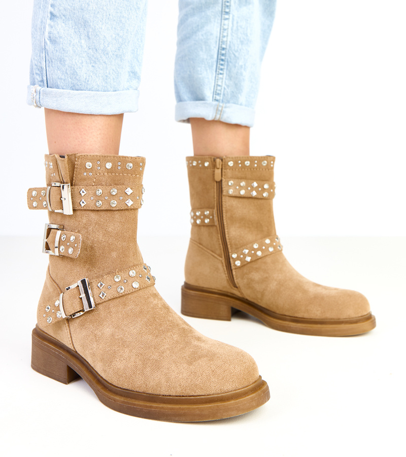 Rudi aulinukai su kalnų krištolo akmenimis ant žemo kulno Brosca