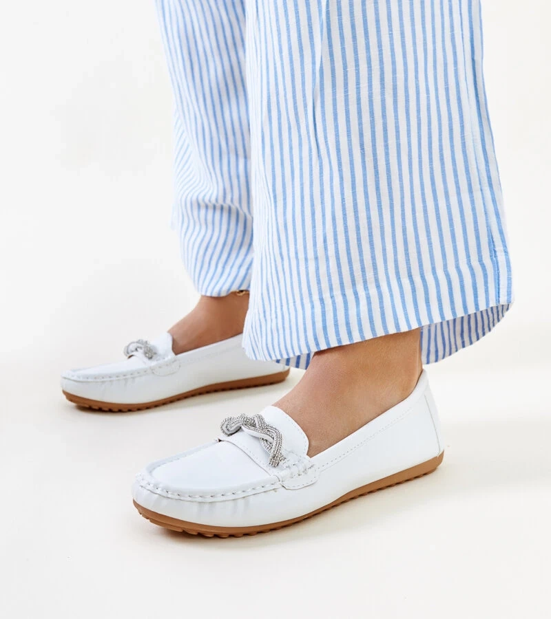 Balti mokasinai, dekoruoti cirkoniais Adiba