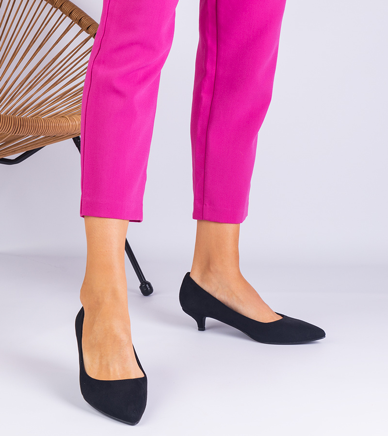 Juodi ekozamsšiniai aukštakulniai su žemu kulniuku Reimona