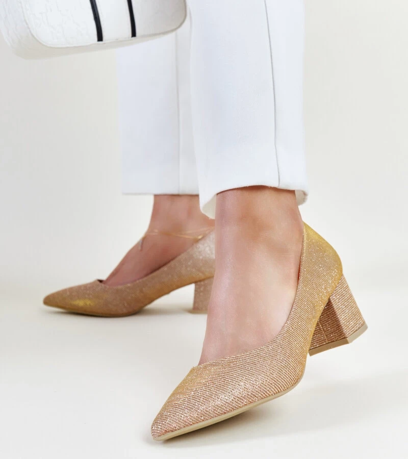 Rožiniai šviečiantys aukštakulniai su stambiu kulnu Laity