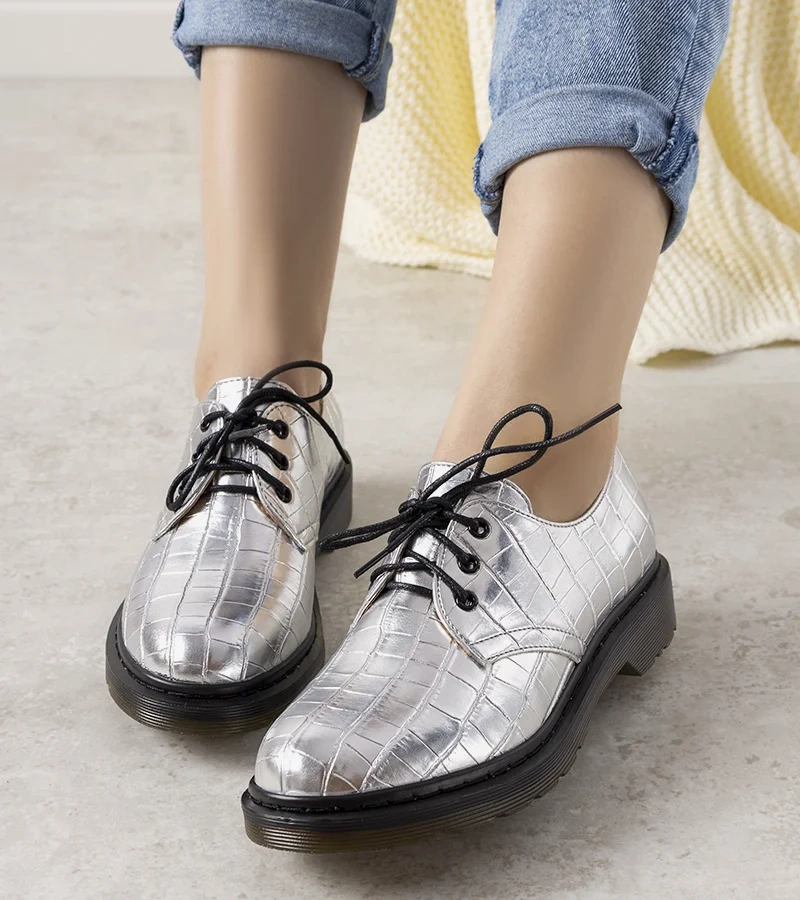 Sidabriniai krokodilo odos rašto oksfordai Flaure