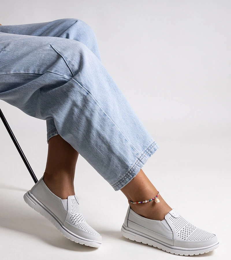 Šviesiai pilki odiniai pusbačiai Vinceza