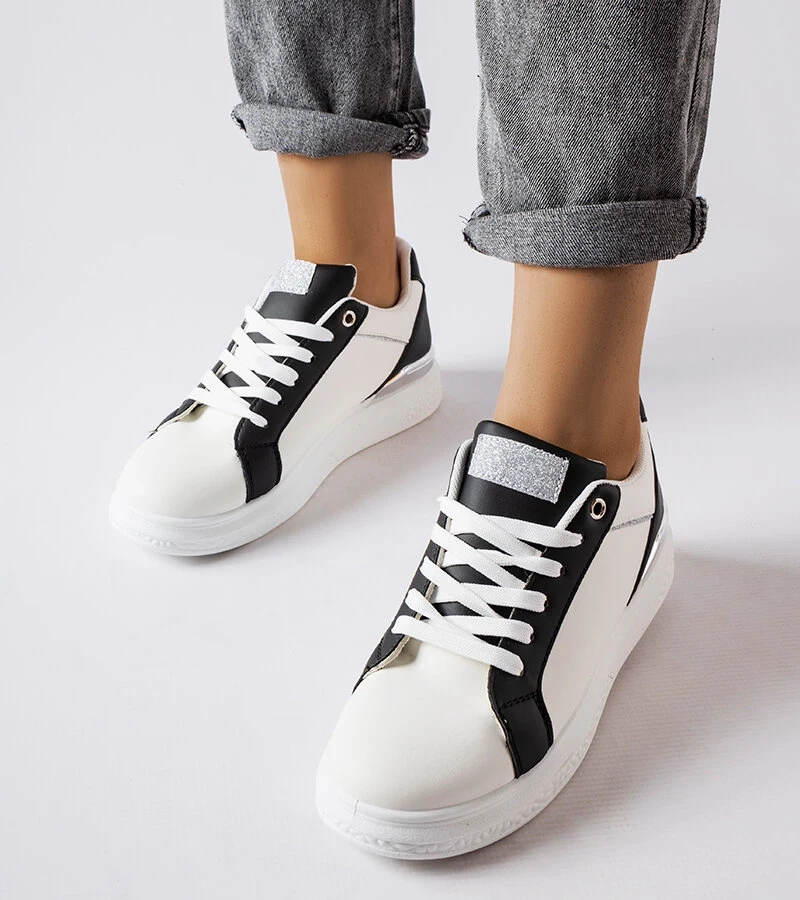 Baltai juodi batai su sidabriniu akcentu Palais